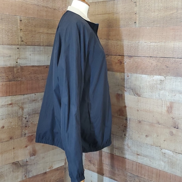 BobbyJones - Picture 3 of 12